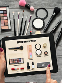 Acquistare make up online: come scegliere i prodotti giusti 